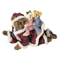 Father Christmas with Holly & Nick...Holiday Fun - Boyds Bearstones 228369