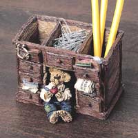 Miss Macintosh's Head of the Class Desk - Boyds Bearstones 4106