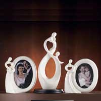 A Mother's Love Picture Frame - Circle Of Love 108846