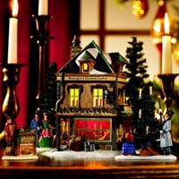 Beckingham's Christmas Candles - Department 56 58748