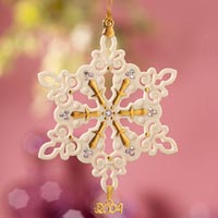 2004 Lenox China Snowflake Ornament - Lenox Classics 6216774