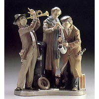 Sidewalk Serenade - Lladro 01005388