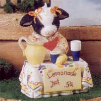 Girl with Lemonade Stand - Mary's Moo Moos 952702