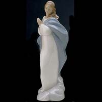 Virgin Mary - Nao: Hand Made in Spain by Lladro 1441